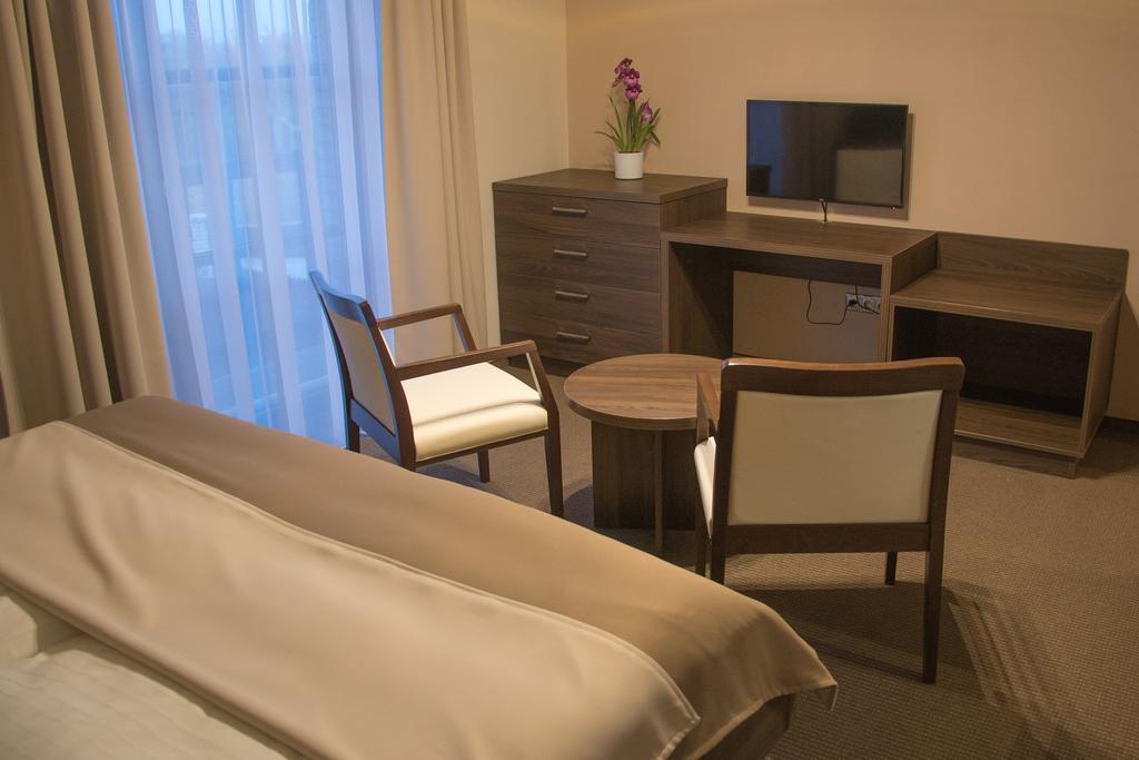 Restaurace A Penzion U Klasku Olomouc Luaran gambar